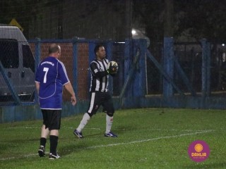 
<a style='margin-left: 5px;' class='btn btn-xs btn-social btn-facebook' href='https://www.facebook.com/sharer/sharer.php?u=https://www.boladovale.com.br/imgs/800-800-90/conteudo/fotos/1504/img1299.jpg' rel='popup' data-width='500' data-height='400'><i class='fa fa-facebook'></i>Compartilhar <span class='hidden-xs'>no Facebook</span>
</a> 
<a class='btn btn-default btn-xs' target='_blank' href='imgs/800-800-90/conteudo/fotos/1504/img1299.jpg'>
<span class='glyphicon glyphicon-cloud-download'></span> Salvar
</a> 
<span></span>