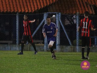 
<a style='margin-left: 5px;' class='btn btn-xs btn-social btn-facebook' href='https://www.facebook.com/sharer/sharer.php?u=https://www.boladovale.com.br/imgs/800-800-90/conteudo/fotos/1504/img1332.jpg' rel='popup' data-width='500' data-height='400'><i class='fa fa-facebook'></i>Compartilhar <span class='hidden-xs'>no Facebook</span>
</a> 
<a class='btn btn-default btn-xs' target='_blank' href='imgs/800-800-90/conteudo/fotos/1504/img1332.jpg'>
<span class='glyphicon glyphicon-cloud-download'></span> Salvar
</a> 
<span></span>