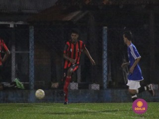 
<a style='margin-left: 5px;' class='btn btn-xs btn-social btn-facebook' href='https://www.facebook.com/sharer/sharer.php?u=https://www.boladovale.com.br/imgs/800-800-90/conteudo/fotos/1504/img1335.jpg' rel='popup' data-width='500' data-height='400'><i class='fa fa-facebook'></i>Compartilhar <span class='hidden-xs'>no Facebook</span>
</a> 
<a class='btn btn-default btn-xs' target='_blank' href='imgs/800-800-90/conteudo/fotos/1504/img1335.jpg'>
<span class='glyphicon glyphicon-cloud-download'></span> Salvar
</a> 
<span></span>