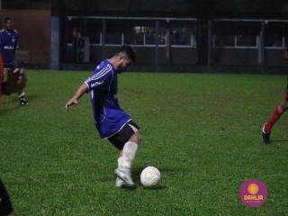 
<a style='margin-left: 5px;' class='btn btn-xs btn-social btn-facebook' href='https://www.facebook.com/sharer/sharer.php?u=https://www.boladovale.com.br/imgs/800-800-90/conteudo/fotos/1504/img1339.jpg' rel='popup' data-width='500' data-height='400'><i class='fa fa-facebook'></i>Compartilhar <span class='hidden-xs'>no Facebook</span>
</a> 
<a class='btn btn-default btn-xs' target='_blank' href='imgs/800-800-90/conteudo/fotos/1504/img1339.jpg'>
<span class='glyphicon glyphicon-cloud-download'></span> Salvar
</a> 
<span></span>