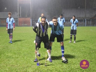 
<a style='margin-left: 5px;' class='btn btn-xs btn-social btn-facebook' href='https://www.facebook.com/sharer/sharer.php?u=https://www.boladovale.com.br/imgs/800-800-90/conteudo/fotos/1504/img1365.jpg' rel='popup' data-width='500' data-height='400'><i class='fa fa-facebook'></i>Compartilhar <span class='hidden-xs'>no Facebook</span>
</a> 
<a class='btn btn-default btn-xs' target='_blank' href='imgs/800-800-90/conteudo/fotos/1504/img1365.jpg'>
<span class='glyphicon glyphicon-cloud-download'></span> Salvar
</a> 
<span></span>