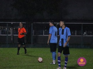 
<a style='margin-left: 5px;' class='btn btn-xs btn-social btn-facebook' href='https://www.facebook.com/sharer/sharer.php?u=https://www.boladovale.com.br/imgs/800-800-90/conteudo/fotos/1505/img1374.jpg' rel='popup' data-width='500' data-height='400'><i class='fa fa-facebook'></i>Compartilhar <span class='hidden-xs'>no Facebook</span>
</a> 
<a class='btn btn-default btn-xs' target='_blank' href='imgs/800-800-90/conteudo/fotos/1505/img1374.jpg'>
<span class='glyphicon glyphicon-cloud-download'></span> Salvar
</a> 
<span></span>