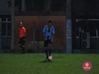 
<a style='margin-left: 5px;' class='btn btn-xs btn-social btn-facebook' href='https://www.facebook.com/sharer/sharer.php?u=https://www.boladovale.com.br/imgs/800-800-90/conteudo/fotos/1505/img1381.jpg' rel='popup' data-width='500' data-height='400'><i class='fa fa-facebook'></i>Compartilhar <span class='hidden-xs'>no Facebook</span>
</a> 
<a class='btn btn-default btn-xs' target='_blank' href='imgs/800-800-90/conteudo/fotos/1505/img1381.jpg'>
<span class='glyphicon glyphicon-cloud-download'></span> Salvar
</a> 
<span></span>