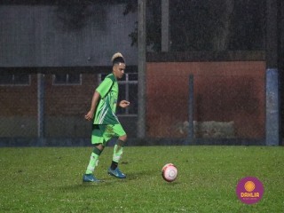 
<a style='margin-left: 5px;' class='btn btn-xs btn-social btn-facebook' href='https://www.facebook.com/sharer/sharer.php?u=https://www.boladovale.com.br/imgs/800-800-90/conteudo/fotos/1505/img1411.jpg' rel='popup' data-width='500' data-height='400'><i class='fa fa-facebook'></i>Compartilhar <span class='hidden-xs'>no Facebook</span>
</a> 
<a class='btn btn-default btn-xs' target='_blank' href='imgs/800-800-90/conteudo/fotos/1505/img1411.jpg'>
<span class='glyphicon glyphicon-cloud-download'></span> Salvar
</a> 
<span></span>