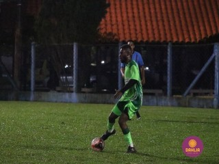 
<a style='margin-left: 5px;' class='btn btn-xs btn-social btn-facebook' href='https://www.facebook.com/sharer/sharer.php?u=https://www.boladovale.com.br/imgs/800-800-90/conteudo/fotos/1505/img1457.jpg' rel='popup' data-width='500' data-height='400'><i class='fa fa-facebook'></i>Compartilhar <span class='hidden-xs'>no Facebook</span>
</a> 
<a class='btn btn-default btn-xs' target='_blank' href='imgs/800-800-90/conteudo/fotos/1505/img1457.jpg'>
<span class='glyphicon glyphicon-cloud-download'></span> Salvar
</a> 
<span></span>