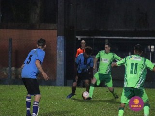 
<a style='margin-left: 5px;' class='btn btn-xs btn-social btn-facebook' href='https://www.facebook.com/sharer/sharer.php?u=https://www.boladovale.com.br/imgs/800-800-90/conteudo/fotos/1505/img1468.jpg' rel='popup' data-width='500' data-height='400'><i class='fa fa-facebook'></i>Compartilhar <span class='hidden-xs'>no Facebook</span>
</a> 
<a class='btn btn-default btn-xs' target='_blank' href='imgs/800-800-90/conteudo/fotos/1505/img1468.jpg'>
<span class='glyphicon glyphicon-cloud-download'></span> Salvar
</a> 
<span></span>