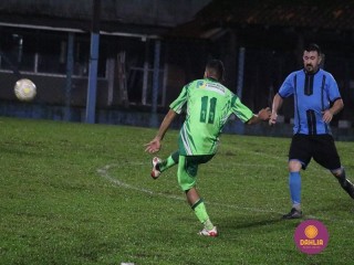 
<a style='margin-left: 5px;' class='btn btn-xs btn-social btn-facebook' href='https://www.facebook.com/sharer/sharer.php?u=https://www.boladovale.com.br/imgs/800-800-90/conteudo/fotos/1505/img1481.jpg' rel='popup' data-width='500' data-height='400'><i class='fa fa-facebook'></i>Compartilhar <span class='hidden-xs'>no Facebook</span>
</a> 
<a class='btn btn-default btn-xs' target='_blank' href='imgs/800-800-90/conteudo/fotos/1505/img1481.jpg'>
<span class='glyphicon glyphicon-cloud-download'></span> Salvar
</a> 
<span></span>