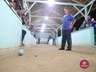 
<a style='margin-left: 5px;' class='btn btn-xs btn-social btn-facebook' href='https://www.facebook.com/sharer/sharer.php?u=https://www.boladovale.com.br/imgs/800-800-90/conteudo/fotos/1507/img1569.jpg' rel='popup' data-width='500' data-height='400'><i class='fa fa-facebook'></i>Compartilhar <span class='hidden-xs'>no Facebook</span>
</a> 
<a class='btn btn-default btn-xs' target='_blank' href='imgs/800-800-90/conteudo/fotos/1507/img1569.jpg'>
<span class='glyphicon glyphicon-cloud-download'></span> Salvar
</a> 
<span></span>