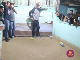 
<a style='margin-left: 5px;' class='btn btn-xs btn-social btn-facebook' href='https://www.facebook.com/sharer/sharer.php?u=https://www.boladovale.com.br/imgs/800-800-90/conteudo/fotos/1507/img1595.jpg' rel='popup' data-width='500' data-height='400'><i class='fa fa-facebook'></i>Compartilhar <span class='hidden-xs'>no Facebook</span>
</a> 
<a class='btn btn-default btn-xs' target='_blank' href='imgs/800-800-90/conteudo/fotos/1507/img1595.jpg'>
<span class='glyphicon glyphicon-cloud-download'></span> Salvar
</a> 
<span></span>