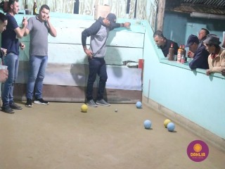 
<a style='margin-left: 5px;' class='btn btn-xs btn-social btn-facebook' href='https://www.facebook.com/sharer/sharer.php?u=https://www.boladovale.com.br/imgs/800-800-90/conteudo/fotos/1507/img1597.jpg' rel='popup' data-width='500' data-height='400'><i class='fa fa-facebook'></i>Compartilhar <span class='hidden-xs'>no Facebook</span>
</a> 
<a class='btn btn-default btn-xs' target='_blank' href='imgs/800-800-90/conteudo/fotos/1507/img1597.jpg'>
<span class='glyphicon glyphicon-cloud-download'></span> Salvar
</a> 
<span></span>