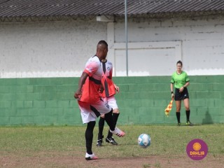 
<a style='margin-left: 5px;' class='btn btn-xs btn-social btn-facebook' href='https://www.facebook.com/sharer/sharer.php?u=https://www.boladovale.com.br/imgs/800-800-90/conteudo/fotos/1508/img1682.jpg' rel='popup' data-width='500' data-height='400'><i class='fa fa-facebook'></i>Compartilhar <span class='hidden-xs'>no Facebook</span>
</a> 
<a class='btn btn-default btn-xs' target='_blank' href='imgs/800-800-90/conteudo/fotos/1508/img1682.jpg'>
<span class='glyphicon glyphicon-cloud-download'></span> Salvar
</a> 
<span></span>