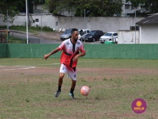 
<a style='margin-left: 5px;' class='btn btn-xs btn-social btn-facebook' href='https://www.facebook.com/sharer/sharer.php?u=https://www.boladovale.com.br/imgs/800-800-90/conteudo/fotos/1508/img1690.jpg' rel='popup' data-width='500' data-height='400'><i class='fa fa-facebook'></i>Compartilhar <span class='hidden-xs'>no Facebook</span>
</a> 
<a class='btn btn-default btn-xs' target='_blank' href='imgs/800-800-90/conteudo/fotos/1508/img1690.jpg'>
<span class='glyphicon glyphicon-cloud-download'></span> Salvar
</a> 
<span></span>