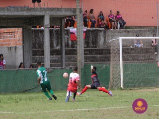 
<a style='margin-left: 5px;' class='btn btn-xs btn-social btn-facebook' href='https://www.facebook.com/sharer/sharer.php?u=https://www.boladovale.com.br/imgs/800-800-90/conteudo/fotos/1508/img1697.jpg' rel='popup' data-width='500' data-height='400'><i class='fa fa-facebook'></i>Compartilhar <span class='hidden-xs'>no Facebook</span>
</a> 
<a class='btn btn-default btn-xs' target='_blank' href='imgs/800-800-90/conteudo/fotos/1508/img1697.jpg'>
<span class='glyphicon glyphicon-cloud-download'></span> Salvar
</a> 
<span></span>