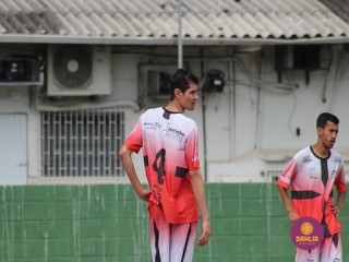 
<a style='margin-left: 5px;' class='btn btn-xs btn-social btn-facebook' href='https://www.facebook.com/sharer/sharer.php?u=https://www.boladovale.com.br/imgs/800-800-90/conteudo/fotos/1508/img1704.jpg' rel='popup' data-width='500' data-height='400'><i class='fa fa-facebook'></i>Compartilhar <span class='hidden-xs'>no Facebook</span>
</a> 
<a class='btn btn-default btn-xs' target='_blank' href='imgs/800-800-90/conteudo/fotos/1508/img1704.jpg'>
<span class='glyphicon glyphicon-cloud-download'></span> Salvar
</a> 
<span></span>