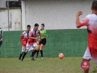 
<a style='margin-left: 5px;' class='btn btn-xs btn-social btn-facebook' href='https://www.facebook.com/sharer/sharer.php?u=https://www.boladovale.com.br/imgs/800-800-90/conteudo/fotos/1508/img1709.jpg' rel='popup' data-width='500' data-height='400'><i class='fa fa-facebook'></i>Compartilhar <span class='hidden-xs'>no Facebook</span>
</a> 
<a class='btn btn-default btn-xs' target='_blank' href='imgs/800-800-90/conteudo/fotos/1508/img1709.jpg'>
<span class='glyphicon glyphicon-cloud-download'></span> Salvar
</a> 
<span></span>