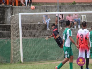 
<a style='margin-left: 5px;' class='btn btn-xs btn-social btn-facebook' href='https://www.facebook.com/sharer/sharer.php?u=https://www.boladovale.com.br/imgs/800-800-90/conteudo/fotos/1508/img1713.jpg' rel='popup' data-width='500' data-height='400'><i class='fa fa-facebook'></i>Compartilhar <span class='hidden-xs'>no Facebook</span>
</a> 
<a class='btn btn-default btn-xs' target='_blank' href='imgs/800-800-90/conteudo/fotos/1508/img1713.jpg'>
<span class='glyphicon glyphicon-cloud-download'></span> Salvar
</a> 
<span></span>