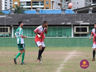 
<a style='margin-left: 5px;' class='btn btn-xs btn-social btn-facebook' href='https://www.facebook.com/sharer/sharer.php?u=https://www.boladovale.com.br/imgs/800-800-90/conteudo/fotos/1508/img1723.jpg' rel='popup' data-width='500' data-height='400'><i class='fa fa-facebook'></i>Compartilhar <span class='hidden-xs'>no Facebook</span>
</a> 
<a class='btn btn-default btn-xs' target='_blank' href='imgs/800-800-90/conteudo/fotos/1508/img1723.jpg'>
<span class='glyphicon glyphicon-cloud-download'></span> Salvar
</a> 
<span></span>