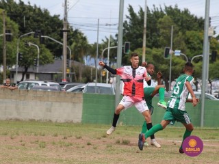 
<a style='margin-left: 5px;' class='btn btn-xs btn-social btn-facebook' href='https://www.facebook.com/sharer/sharer.php?u=https://www.boladovale.com.br/imgs/800-800-90/conteudo/fotos/1508/img1729.jpg' rel='popup' data-width='500' data-height='400'><i class='fa fa-facebook'></i>Compartilhar <span class='hidden-xs'>no Facebook</span>
</a> 
<a class='btn btn-default btn-xs' target='_blank' href='imgs/800-800-90/conteudo/fotos/1508/img1729.jpg'>
<span class='glyphicon glyphicon-cloud-download'></span> Salvar
</a> 
<span></span>