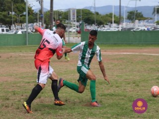 
<a style='margin-left: 5px;' class='btn btn-xs btn-social btn-facebook' href='https://www.facebook.com/sharer/sharer.php?u=https://www.boladovale.com.br/imgs/800-800-90/conteudo/fotos/1508/img1744.jpg' rel='popup' data-width='500' data-height='400'><i class='fa fa-facebook'></i>Compartilhar <span class='hidden-xs'>no Facebook</span>
</a> 
<a class='btn btn-default btn-xs' target='_blank' href='imgs/800-800-90/conteudo/fotos/1508/img1744.jpg'>
<span class='glyphicon glyphicon-cloud-download'></span> Salvar
</a> 
<span></span>