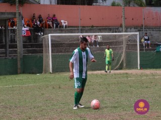 
<a style='margin-left: 5px;' class='btn btn-xs btn-social btn-facebook' href='https://www.facebook.com/sharer/sharer.php?u=https://www.boladovale.com.br/imgs/800-800-90/conteudo/fotos/1508/img1748.jpg' rel='popup' data-width='500' data-height='400'><i class='fa fa-facebook'></i>Compartilhar <span class='hidden-xs'>no Facebook</span>
</a> 
<a class='btn btn-default btn-xs' target='_blank' href='imgs/800-800-90/conteudo/fotos/1508/img1748.jpg'>
<span class='glyphicon glyphicon-cloud-download'></span> Salvar
</a> 
<span></span>