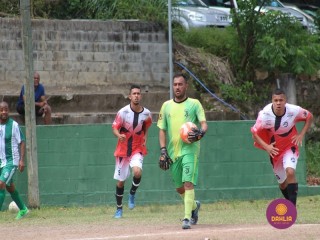 
<a style='margin-left: 5px;' class='btn btn-xs btn-social btn-facebook' href='https://www.facebook.com/sharer/sharer.php?u=https://www.boladovale.com.br/imgs/800-800-90/conteudo/fotos/1508/img1773.jpg' rel='popup' data-width='500' data-height='400'><i class='fa fa-facebook'></i>Compartilhar <span class='hidden-xs'>no Facebook</span>
</a> 
<a class='btn btn-default btn-xs' target='_blank' href='imgs/800-800-90/conteudo/fotos/1508/img1773.jpg'>
<span class='glyphicon glyphicon-cloud-download'></span> Salvar
</a> 
<span></span>