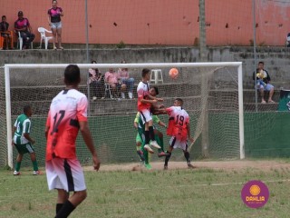 
<a style='margin-left: 5px;' class='btn btn-xs btn-social btn-facebook' href='https://www.facebook.com/sharer/sharer.php?u=https://www.boladovale.com.br/imgs/800-800-90/conteudo/fotos/1508/img1774.jpg' rel='popup' data-width='500' data-height='400'><i class='fa fa-facebook'></i>Compartilhar <span class='hidden-xs'>no Facebook</span>
</a> 
<a class='btn btn-default btn-xs' target='_blank' href='imgs/800-800-90/conteudo/fotos/1508/img1774.jpg'>
<span class='glyphicon glyphicon-cloud-download'></span> Salvar
</a> 
<span></span>