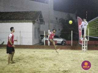 
<a style='margin-left: 5px;' class='btn btn-xs btn-social btn-facebook' href='https://www.facebook.com/sharer/sharer.php?u=https://www.boladovale.com.br/imgs/800-800-90/conteudo/fotos/1509/img1824.jpg' rel='popup' data-width='500' data-height='400'><i class='fa fa-facebook'></i>Compartilhar <span class='hidden-xs'>no Facebook</span>
</a> 
<a class='btn btn-default btn-xs' target='_blank' href='imgs/800-800-90/conteudo/fotos/1509/img1824.jpg'>
<span class='glyphicon glyphicon-cloud-download'></span> Salvar
</a> 
<span></span>