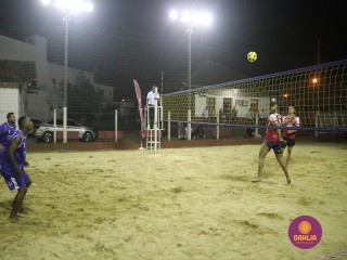 
<a style='margin-left: 5px;' class='btn btn-xs btn-social btn-facebook' href='https://www.facebook.com/sharer/sharer.php?u=https://www.boladovale.com.br/imgs/800-800-90/conteudo/fotos/1509/img1835.jpg' rel='popup' data-width='500' data-height='400'><i class='fa fa-facebook'></i>Compartilhar <span class='hidden-xs'>no Facebook</span>
</a> 
<a class='btn btn-default btn-xs' target='_blank' href='imgs/800-800-90/conteudo/fotos/1509/img1835.jpg'>
<span class='glyphicon glyphicon-cloud-download'></span> Salvar
</a> 
<span></span>