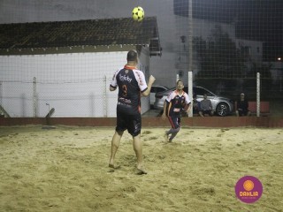 
<a style='margin-left: 5px;' class='btn btn-xs btn-social btn-facebook' href='https://www.facebook.com/sharer/sharer.php?u=https://www.boladovale.com.br/imgs/800-800-90/conteudo/fotos/1509/img1899.jpg' rel='popup' data-width='500' data-height='400'><i class='fa fa-facebook'></i>Compartilhar <span class='hidden-xs'>no Facebook</span>
</a> 
<a class='btn btn-default btn-xs' target='_blank' href='imgs/800-800-90/conteudo/fotos/1509/img1899.jpg'>
<span class='glyphicon glyphicon-cloud-download'></span> Salvar
</a> 
<span></span>