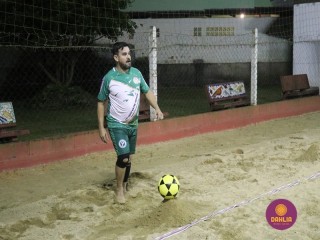 
<a style='margin-left: 5px;' class='btn btn-xs btn-social btn-facebook' href='https://www.facebook.com/sharer/sharer.php?u=https://www.boladovale.com.br/imgs/800-800-90/conteudo/fotos/1509/img1903.jpg' rel='popup' data-width='500' data-height='400'><i class='fa fa-facebook'></i>Compartilhar <span class='hidden-xs'>no Facebook</span>
</a> 
<a class='btn btn-default btn-xs' target='_blank' href='imgs/800-800-90/conteudo/fotos/1509/img1903.jpg'>
<span class='glyphicon glyphicon-cloud-download'></span> Salvar
</a> 
<span></span>