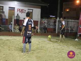 
<a style='margin-left: 5px;' class='btn btn-xs btn-social btn-facebook' href='https://www.facebook.com/sharer/sharer.php?u=https://www.boladovale.com.br/imgs/800-800-90/conteudo/fotos/1509/img1925.jpg' rel='popup' data-width='500' data-height='400'><i class='fa fa-facebook'></i>Compartilhar <span class='hidden-xs'>no Facebook</span>
</a> 
<a class='btn btn-default btn-xs' target='_blank' href='imgs/800-800-90/conteudo/fotos/1509/img1925.jpg'>
<span class='glyphicon glyphicon-cloud-download'></span> Salvar
</a> 
<span></span>