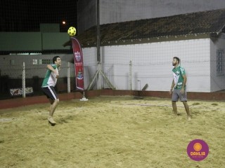 
<a style='margin-left: 5px;' class='btn btn-xs btn-social btn-facebook' href='https://www.facebook.com/sharer/sharer.php?u=https://www.boladovale.com.br/imgs/800-800-90/conteudo/fotos/1509/img1948.jpg' rel='popup' data-width='500' data-height='400'><i class='fa fa-facebook'></i>Compartilhar <span class='hidden-xs'>no Facebook</span>
</a> 
<a class='btn btn-default btn-xs' target='_blank' href='imgs/800-800-90/conteudo/fotos/1509/img1948.jpg'>
<span class='glyphicon glyphicon-cloud-download'></span> Salvar
</a> 
<span></span>