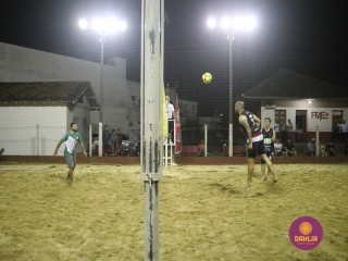 
<a style='margin-left: 5px;' class='btn btn-xs btn-social btn-facebook' href='https://www.facebook.com/sharer/sharer.php?u=https://www.boladovale.com.br/imgs/800-800-90/conteudo/fotos/1509/img1952.jpg' rel='popup' data-width='500' data-height='400'><i class='fa fa-facebook'></i>Compartilhar <span class='hidden-xs'>no Facebook</span>
</a> 
<a class='btn btn-default btn-xs' target='_blank' href='imgs/800-800-90/conteudo/fotos/1509/img1952.jpg'>
<span class='glyphicon glyphicon-cloud-download'></span> Salvar
</a> 
<span></span>
