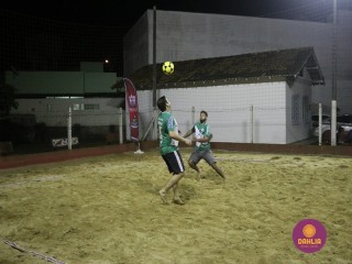 
<a style='margin-left: 5px;' class='btn btn-xs btn-social btn-facebook' href='https://www.facebook.com/sharer/sharer.php?u=https://www.boladovale.com.br/imgs/800-800-90/conteudo/fotos/1509/img1969.jpg' rel='popup' data-width='500' data-height='400'><i class='fa fa-facebook'></i>Compartilhar <span class='hidden-xs'>no Facebook</span>
</a> 
<a class='btn btn-default btn-xs' target='_blank' href='imgs/800-800-90/conteudo/fotos/1509/img1969.jpg'>
<span class='glyphicon glyphicon-cloud-download'></span> Salvar
</a> 
<span></span>