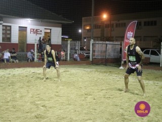 
<a style='margin-left: 5px;' class='btn btn-xs btn-social btn-facebook' href='https://www.facebook.com/sharer/sharer.php?u=https://www.boladovale.com.br/imgs/800-800-90/conteudo/fotos/1509/img1991.jpg' rel='popup' data-width='500' data-height='400'><i class='fa fa-facebook'></i>Compartilhar <span class='hidden-xs'>no Facebook</span>
</a> 
<a class='btn btn-default btn-xs' target='_blank' href='imgs/800-800-90/conteudo/fotos/1509/img1991.jpg'>
<span class='glyphicon glyphicon-cloud-download'></span> Salvar
</a> 
<span></span>