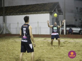 
<a style='margin-left: 5px;' class='btn btn-xs btn-social btn-facebook' href='https://www.facebook.com/sharer/sharer.php?u=https://www.boladovale.com.br/imgs/800-800-90/conteudo/fotos/1509/img1999.jpg' rel='popup' data-width='500' data-height='400'><i class='fa fa-facebook'></i>Compartilhar <span class='hidden-xs'>no Facebook</span>
</a> 
<a class='btn btn-default btn-xs' target='_blank' href='imgs/800-800-90/conteudo/fotos/1509/img1999.jpg'>
<span class='glyphicon glyphicon-cloud-download'></span> Salvar
</a> 
<span></span>