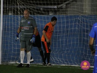 
<a style='margin-left: 5px;' class='btn btn-xs btn-social btn-facebook' href='https://www.facebook.com/sharer/sharer.php?u=https://www.boladovale.com.br/imgs/800-800-90/conteudo/fotos/1510/img2105.jpg' rel='popup' data-width='500' data-height='400'><i class='fa fa-facebook'></i>Compartilhar <span class='hidden-xs'>no Facebook</span>
</a> 
<a class='btn btn-default btn-xs' target='_blank' href='imgs/800-800-90/conteudo/fotos/1510/img2105.jpg'>
<span class='glyphicon glyphicon-cloud-download'></span> Salvar
</a> 
<span></span>