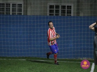 
<a style='margin-left: 5px;' class='btn btn-xs btn-social btn-facebook' href='https://www.facebook.com/sharer/sharer.php?u=https://www.boladovale.com.br/imgs/800-800-90/conteudo/fotos/1512/img2211.jpg' rel='popup' data-width='500' data-height='400'><i class='fa fa-facebook'></i>Compartilhar <span class='hidden-xs'>no Facebook</span>
</a> 
<a class='btn btn-default btn-xs' target='_blank' href='imgs/800-800-90/conteudo/fotos/1512/img2211.jpg'>
<span class='glyphicon glyphicon-cloud-download'></span> Salvar
</a> 
<span></span>