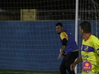 
<a style='margin-left: 5px;' class='btn btn-xs btn-social btn-facebook' href='https://www.facebook.com/sharer/sharer.php?u=https://www.boladovale.com.br/imgs/800-800-90/conteudo/fotos/1512/img2237.jpg' rel='popup' data-width='500' data-height='400'><i class='fa fa-facebook'></i>Compartilhar <span class='hidden-xs'>no Facebook</span>
</a> 
<a class='btn btn-default btn-xs' target='_blank' href='imgs/800-800-90/conteudo/fotos/1512/img2237.jpg'>
<span class='glyphicon glyphicon-cloud-download'></span> Salvar
</a> 
<span></span>