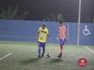 
<a style='margin-left: 5px;' class='btn btn-xs btn-social btn-facebook' href='https://www.facebook.com/sharer/sharer.php?u=https://www.boladovale.com.br/imgs/800-800-90/conteudo/fotos/1512/img2266.jpg' rel='popup' data-width='500' data-height='400'><i class='fa fa-facebook'></i>Compartilhar <span class='hidden-xs'>no Facebook</span>
</a> 
<a class='btn btn-default btn-xs' target='_blank' href='imgs/800-800-90/conteudo/fotos/1512/img2266.jpg'>
<span class='glyphicon glyphicon-cloud-download'></span> Salvar
</a> 
<span></span>