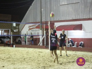 
<a style='margin-left: 5px;' class='btn btn-xs btn-social btn-facebook' href='https://www.facebook.com/sharer/sharer.php?u=https://www.boladovale.com.br/imgs/800-800-90/conteudo/fotos/1513/img8572.jpg' rel='popup' data-width='500' data-height='400'><i class='fa fa-facebook'></i>Compartilhar <span class='hidden-xs'>no Facebook</span>
</a> 
<a class='btn btn-default btn-xs' target='_blank' href='imgs/800-800-90/conteudo/fotos/1513/img8572.jpg'>
<span class='glyphicon glyphicon-cloud-download'></span> Salvar
</a> 
<span></span>
