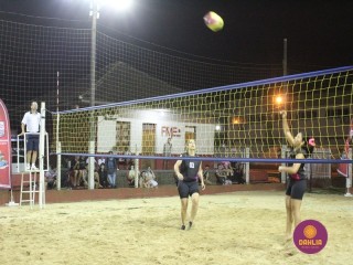
<a style='margin-left: 5px;' class='btn btn-xs btn-social btn-facebook' href='https://www.facebook.com/sharer/sharer.php?u=https://www.boladovale.com.br/imgs/800-800-90/conteudo/fotos/1513/img8576.jpg' rel='popup' data-width='500' data-height='400'><i class='fa fa-facebook'></i>Compartilhar <span class='hidden-xs'>no Facebook</span>
</a> 
<a class='btn btn-default btn-xs' target='_blank' href='imgs/800-800-90/conteudo/fotos/1513/img8576.jpg'>
<span class='glyphicon glyphicon-cloud-download'></span> Salvar
</a> 
<span></span>