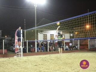 
<a style='margin-left: 5px;' class='btn btn-xs btn-social btn-facebook' href='https://www.facebook.com/sharer/sharer.php?u=https://www.boladovale.com.br/imgs/800-800-90/conteudo/fotos/1513/img8581.jpg' rel='popup' data-width='500' data-height='400'><i class='fa fa-facebook'></i>Compartilhar <span class='hidden-xs'>no Facebook</span>
</a> 
<a class='btn btn-default btn-xs' target='_blank' href='imgs/800-800-90/conteudo/fotos/1513/img8581.jpg'>
<span class='glyphicon glyphicon-cloud-download'></span> Salvar
</a> 
<span></span>