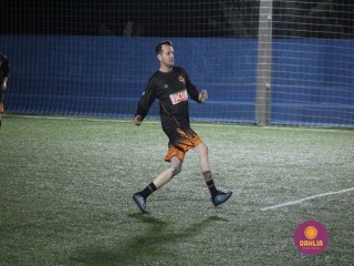 
<a style='margin-left: 5px;' class='btn btn-xs btn-social btn-facebook' href='https://www.facebook.com/sharer/sharer.php?u=https://www.boladovale.com.br/imgs/800-800-90/conteudo/fotos/1514/img8607.jpg' rel='popup' data-width='500' data-height='400'><i class='fa fa-facebook'></i>Compartilhar <span class='hidden-xs'>no Facebook</span>
</a> 
<a class='btn btn-default btn-xs' target='_blank' href='imgs/800-800-90/conteudo/fotos/1514/img8607.jpg'>
<span class='glyphicon glyphicon-cloud-download'></span> Salvar
</a> 
<span></span>
