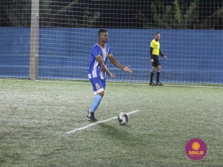 
<a style='margin-left: 5px;' class='btn btn-xs btn-social btn-facebook' href='https://www.facebook.com/sharer/sharer.php?u=https://www.boladovale.com.br/imgs/800-800-90/conteudo/fotos/1515/img8661.jpg' rel='popup' data-width='500' data-height='400'><i class='fa fa-facebook'></i>Compartilhar <span class='hidden-xs'>no Facebook</span>
</a> 
<a class='btn btn-default btn-xs' target='_blank' href='imgs/800-800-90/conteudo/fotos/1515/img8661.jpg'>
<span class='glyphicon glyphicon-cloud-download'></span> Salvar
</a> 
<span></span>
