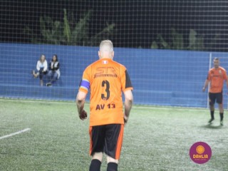 
<a style='margin-left: 5px;' class='btn btn-xs btn-social btn-facebook' href='https://www.facebook.com/sharer/sharer.php?u=https://www.boladovale.com.br/imgs/800-800-90/conteudo/fotos/1515/img8673.jpg' rel='popup' data-width='500' data-height='400'><i class='fa fa-facebook'></i>Compartilhar <span class='hidden-xs'>no Facebook</span>
</a> 
<a class='btn btn-default btn-xs' target='_blank' href='imgs/800-800-90/conteudo/fotos/1515/img8673.jpg'>
<span class='glyphicon glyphicon-cloud-download'></span> Salvar
</a> 
<span></span>