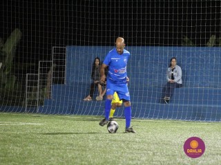 
<a style='margin-left: 5px;' class='btn btn-xs btn-social btn-facebook' href='https://www.facebook.com/sharer/sharer.php?u=https://www.boladovale.com.br/imgs/800-800-90/conteudo/fotos/1516/img8733.jpg' rel='popup' data-width='500' data-height='400'><i class='fa fa-facebook'></i>Compartilhar <span class='hidden-xs'>no Facebook</span>
</a> 
<a class='btn btn-default btn-xs' target='_blank' href='imgs/800-800-90/conteudo/fotos/1516/img8733.jpg'>
<span class='glyphicon glyphicon-cloud-download'></span> Salvar
</a> 
<span></span>
