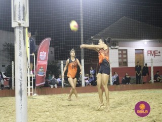 
<a style='margin-left: 5px;' class='btn btn-xs btn-social btn-facebook' href='https://www.facebook.com/sharer/sharer.php?u=https://www.boladovale.com.br/imgs/800-800-90/conteudo/fotos/1517/img2297.jpg' rel='popup' data-width='500' data-height='400'><i class='fa fa-facebook'></i>Compartilhar <span class='hidden-xs'>no Facebook</span>
</a> 
<a class='btn btn-default btn-xs' target='_blank' href='imgs/800-800-90/conteudo/fotos/1517/img2297.jpg'>
<span class='glyphicon glyphicon-cloud-download'></span> Salvar
</a> 
<span></span>