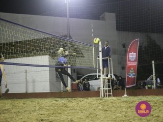 
<a style='margin-left: 5px;' class='btn btn-xs btn-social btn-facebook' href='https://www.facebook.com/sharer/sharer.php?u=https://www.boladovale.com.br/imgs/800-800-90/conteudo/fotos/1517/img2428.jpg' rel='popup' data-width='500' data-height='400'><i class='fa fa-facebook'></i>Compartilhar <span class='hidden-xs'>no Facebook</span>
</a> 
<a class='btn btn-default btn-xs' target='_blank' href='imgs/800-800-90/conteudo/fotos/1517/img2428.jpg'>
<span class='glyphicon glyphicon-cloud-download'></span> Salvar
</a> 
<span></span>