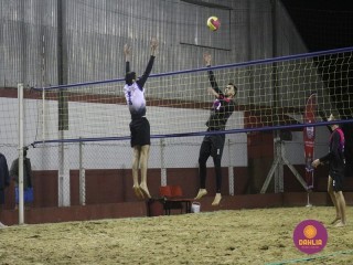 
<a style='margin-left: 5px;' class='btn btn-xs btn-social btn-facebook' href='https://www.facebook.com/sharer/sharer.php?u=https://www.boladovale.com.br/imgs/800-800-90/conteudo/fotos/1517/img2481.jpg' rel='popup' data-width='500' data-height='400'><i class='fa fa-facebook'></i>Compartilhar <span class='hidden-xs'>no Facebook</span>
</a> 
<a class='btn btn-default btn-xs' target='_blank' href='imgs/800-800-90/conteudo/fotos/1517/img2481.jpg'>
<span class='glyphicon glyphicon-cloud-download'></span> Salvar
</a> 
<span></span>